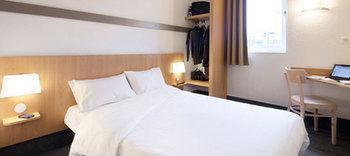 Hotel Rennes Est Sevigne 2*
