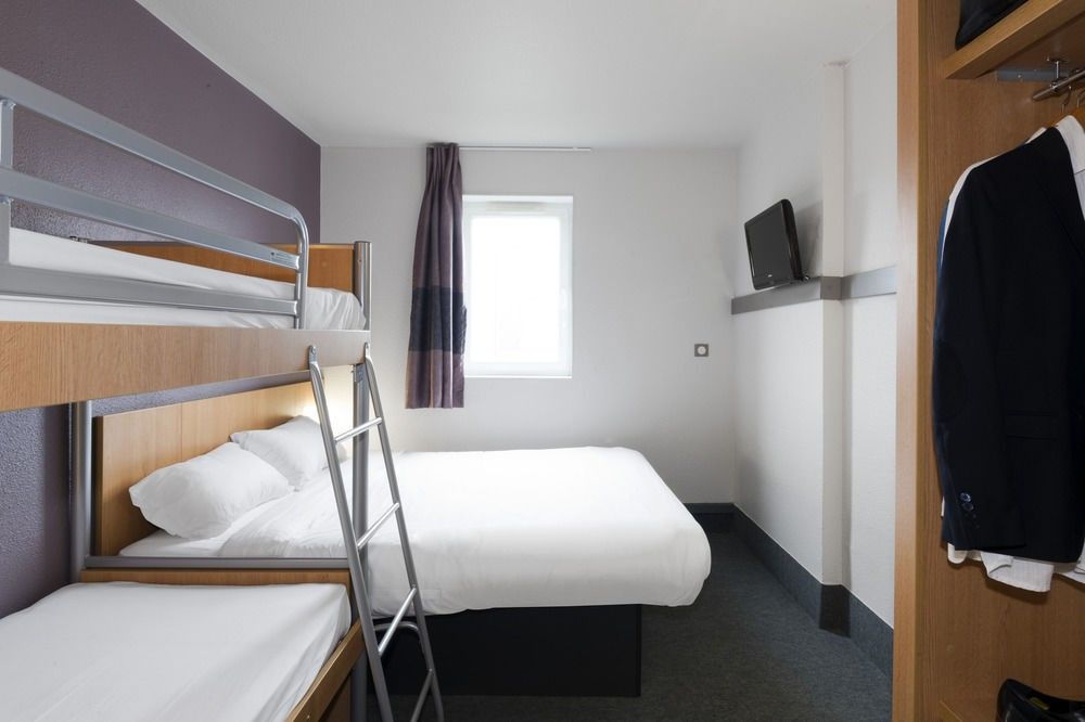 Hotel Rennes Est Sevigne 2*